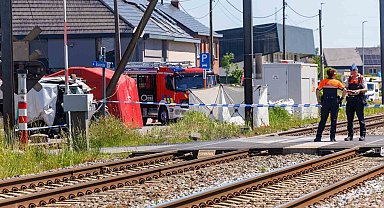 Belçika'da trenle okul otobüsü çarpıştı: 4 ölü