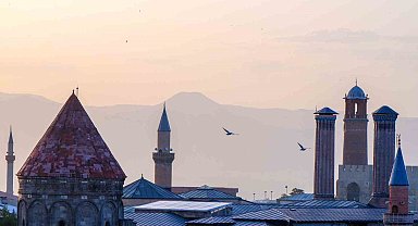 Belgeler konuştu: Erzurum, İzmir'in acısını yüreğinde hissetmiş