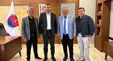 Berberler ve Kuaförler Günü'nde anlamlı ziyaret