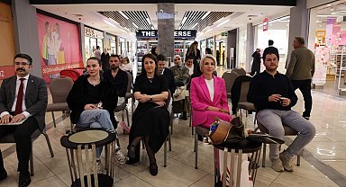BEUN Bilim Kafe'de Ahmet Yenilmez'den "Sanat, Toplum ve Sahne" söyleşisi