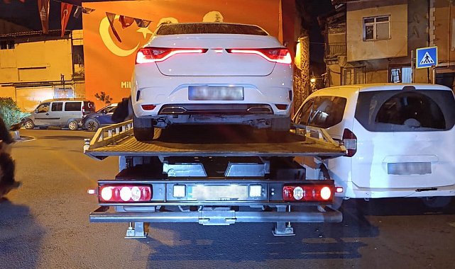 Beyoğlu'nda üzerinden hap çıkan şüpheli, uyuşturucu tacirlerini ele verdi