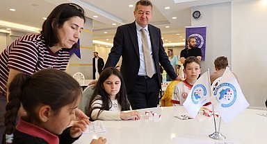 Bilecik'te 60 öğrenci zekâ oyunlarında kıyasıya yarıştı