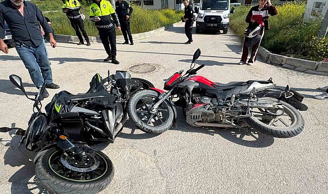 Bilecik'te iki motosiklet çarpıştı: 2 yaralı