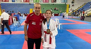 Bilecikli karateciden gümüş madalya