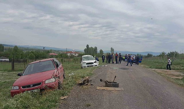 Bingöl'de trafik kazası: 2 yaralı