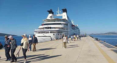 Bodrum'a kruvaziyer ile 274 yolcu geldi