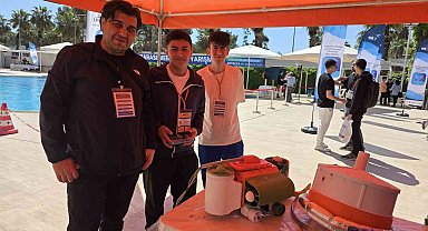 Bolu'da öğrencilerin tasarladığı su altı robotu "SAR-14" beğeni topladı
