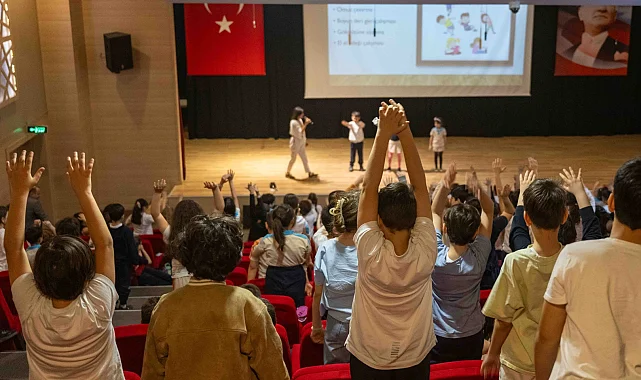 Bornova'da sağlık seferberliği büyüyor