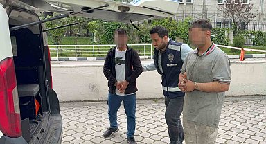 Boşanma aşamasındaki eşini tüfekle kaçıran koca ve yakınları tutuklandı