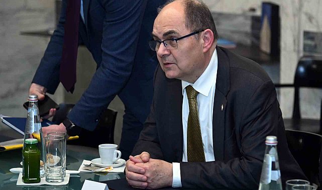 Bosna Hersek Yüksek Temsilcisi Schmidt'in görevinden ayrılacağı duyuruldu