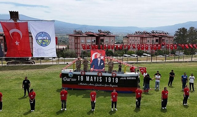 Bozdoğan'da 19 Mayıs coşkusu stadyumu doldurdu