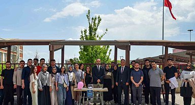 BŞEÜ'de 'Engelsiz Farkındalık Standı' kuruldu