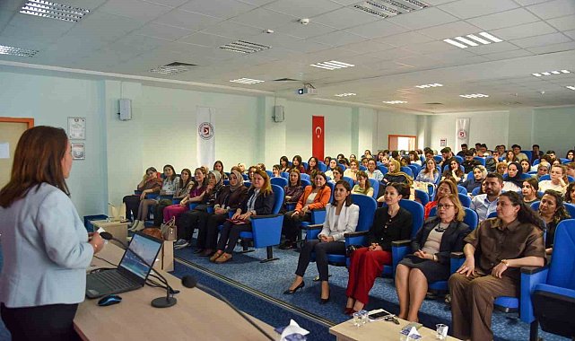 BŞEÜ'de 'Hemşirelik Haftası' coşkusu
