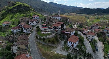 Bu sokaklar açık hava müzesi: Osmanlı'dan günümüze tanıklık eden miras