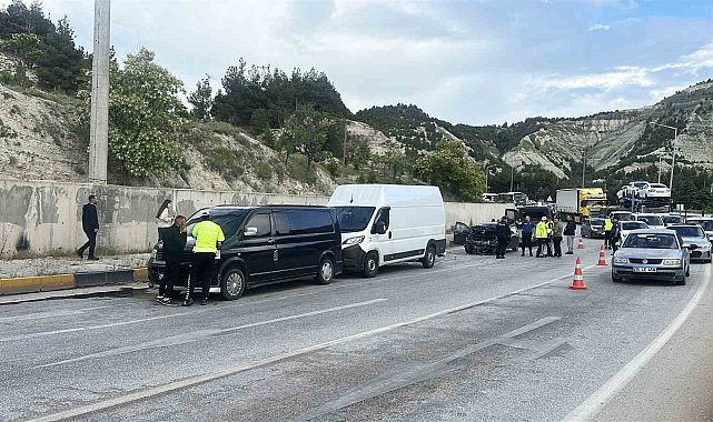 Burdur'da zincirleme kaza: 5 hafif yaralı