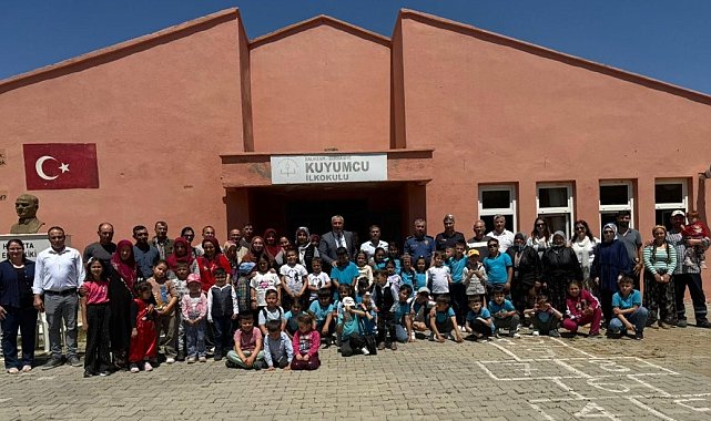 Burhaniye'de bahar şenliği coşkusu