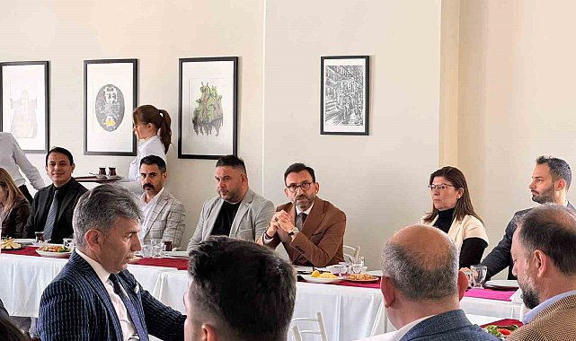 Burhaniye'de danışma kurulu toplantısı düzenlendi
