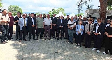 Burhaniye'de eski okul aş evi ve gençlik toplantı odası oldu