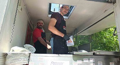 Burhaniye'de lokma ve pilav hayrı geleneği devam ediyor
