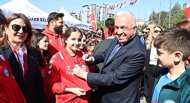Bursa Nilüfer'de 19 Mayıs'a coşkulu karşılama