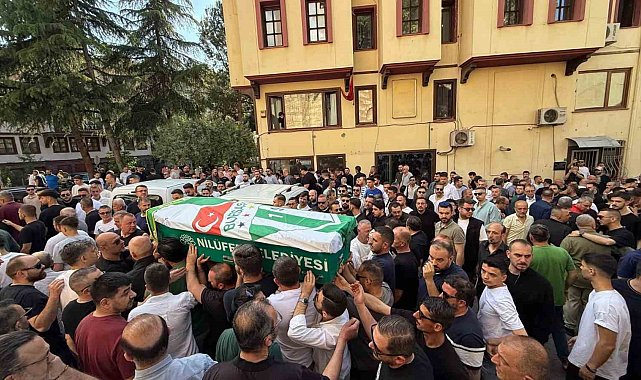 Bursaspor taraftarı Ertuğ Toker son yolculuğuna uğurladı
