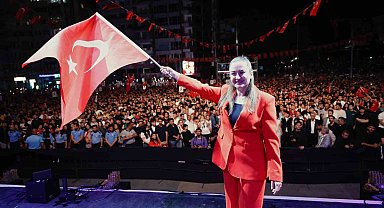 Büşra Özdemir: "Atatürk'ün Samsun'da yaktığı meşale gençliğin gözlerinde parıldıyor"