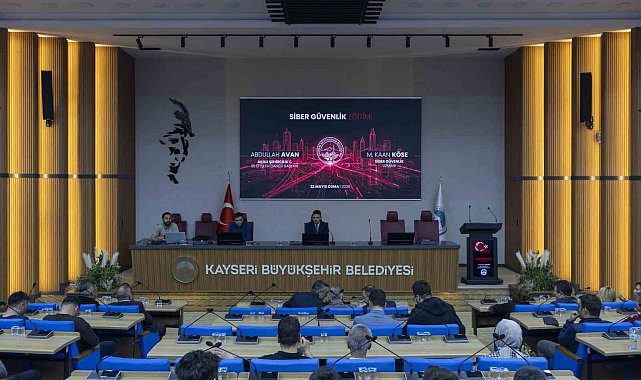 Büyükşehir personeline 'Siber güvenlik ve farkındalık eğitimi"