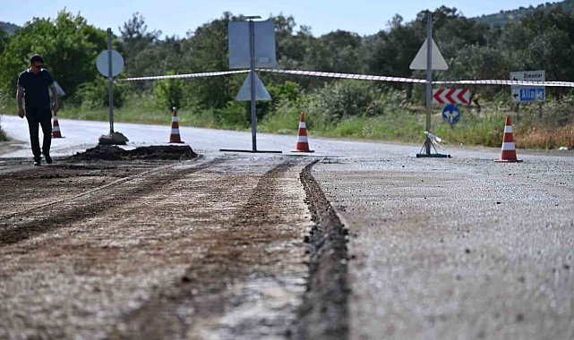 Büyüksümbüller-Ortaköy yolunda sıcak asfalt mesaisi