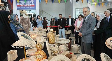 Çayırova'da el emeği göz nuru eserler görücüye çıktı