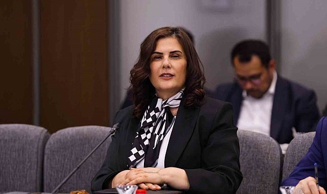 Çerçioğlu, AK Parti Yerel Yönetimler Değerlendirme Toplantısı'na katıldı