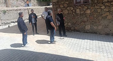 Çermik'te yağışlar nedeni ile bozulan yollar onarılıyor