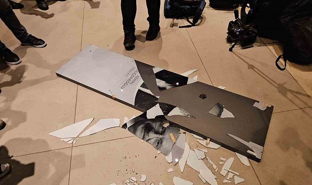 CHP İstanbul İl Başkanlığında 'mutlak butlan' eylemi
