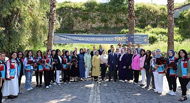 Cizre'de tarihi Bırca Belek Parkında anlamlı Anneler Günü kutlaması