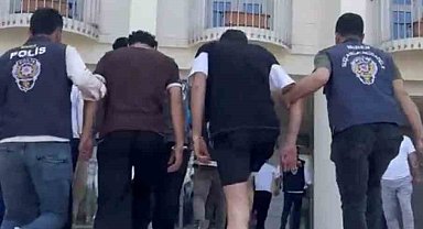 Çocuk istismarı görüntüleri satın aldığı iddiasıyla 2 şüpheli tutuklandı