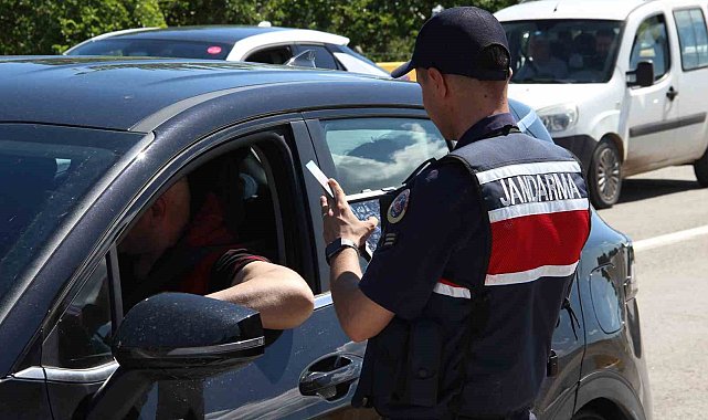 Çorum Valisi Ali Çalgan: "Artan araç sayısı tedbirlerimizi arttırmamızın en büyük sebebidir"