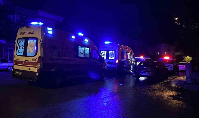 Çorum'da bıçaklı kavga: 2 yaralı