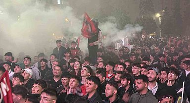 Çorum'da binlerce vatandaştan Süper Lig sevinci