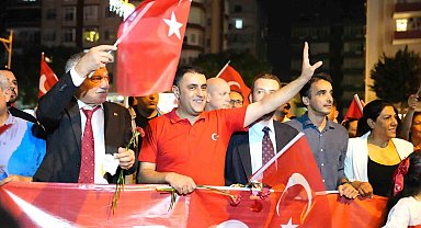 Çukurova'da 19 Mayıs coşkusu meşale yürüyüşü ve konserle yaşanacak