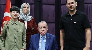 Cumhurbaşkanı Erdoğan, Gazzeli Ebu Cezer ve ailesini kabul etti