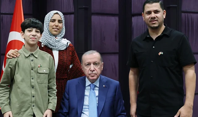 Cumhurbaşkanı Erdoğan, Gazzeli Ebu Cezer ve ailesini kabul etti