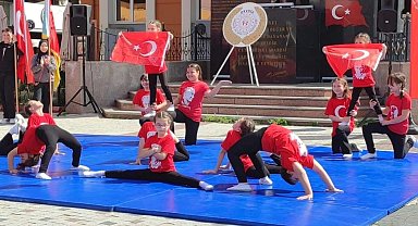 Devrek'te Gençlik Haftası çeşitli etkinliklerle kutlandı