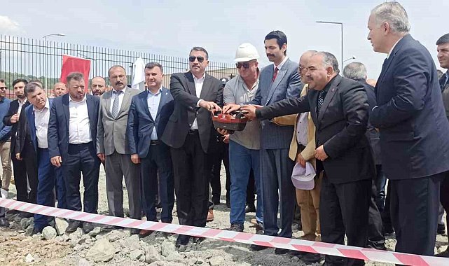 Devrek'te temel atma töreninde protokol bir araya geldi