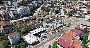 Dikili'nin yeni itfaiye binası hızla yükseliyor