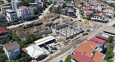 Dikili'nin yeni itfaiye binasında yüzde 30 tamamlandı