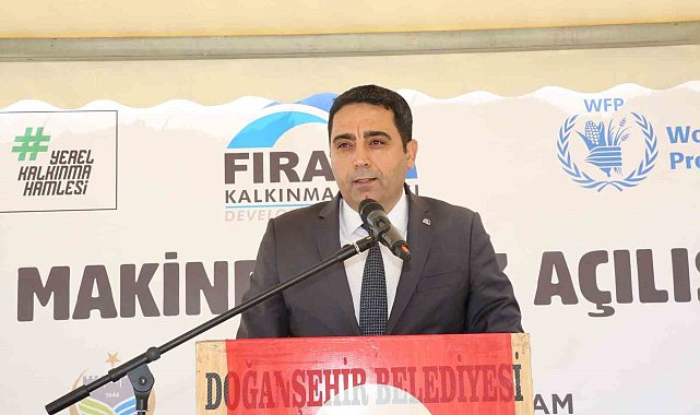 Doğanşehir'de buğday üretimine güç katacak ortak tarım makineleri parkı açıldı
