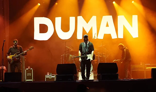 Duman konseriyle Gençlik Festivali'ne muhteşem final