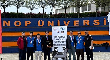 Düzce Üniversitesi Satranç Topluluğu'ndan KuzeyCup'ta 4. oldu