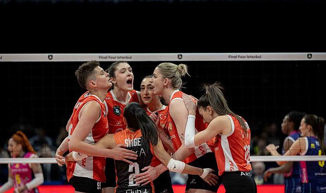 Eczacıbaşı Dynavit finalde