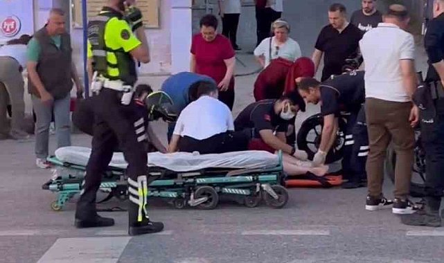 Edirne'de iki motosikletin çarpıştığı kazada 2 genç kız yaralandı