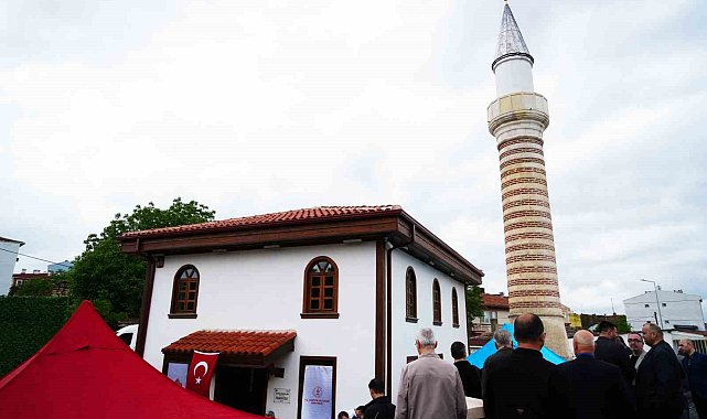 Edirne'de tarihi Şeyh Şücaeddin Camii yeniden ibadete açıldı